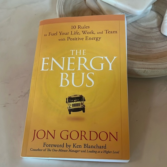 COPY - The Energy Bus by Jon Gordon - Picture 1 of 2